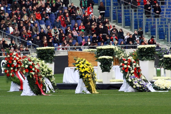 Trauerfeier Enke   025.jpg